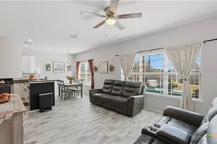 384 Copper Wood Dr, New Braunfels, TX 78130 - Photo 15