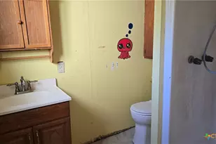 194 S Herbert St, Bloomington, TX 77951 - Photo 9