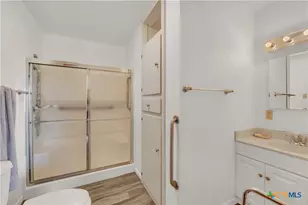 500 County Rd 315, Jarrell, TX 76537 - Photo 27