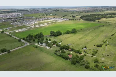 500 County Road 315, Jarrell, TX 76537 - Photo 11