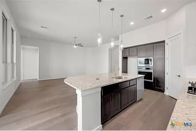 10727 Saleh Corner, San Antonio, TX 78224 - Photo 9