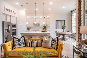 10807 Twyla Rd, San Antonio, TX 78224 - Photo 5