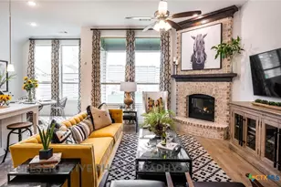 10807 Twyla Rd, San Antonio, TX 78224 - Photo 3