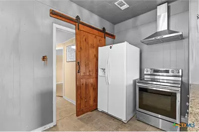 388 Cr 3500, Lampasas, TX 76550 - Photo 9