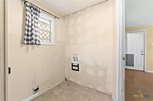 388 Cr 3500, Lampasas, TX 76550 - Photo 11