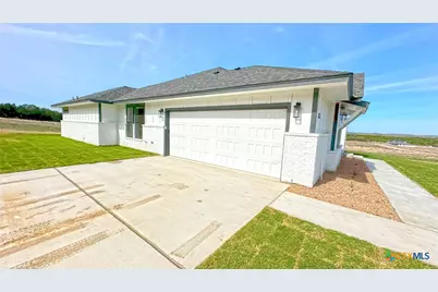 1109 Holden Loop, Copperas Cove, TX 76522 - Photo 3