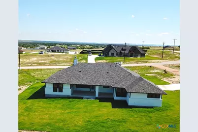 1109 Holden Loop, Copperas Cove, TX 76522 - Photo 41