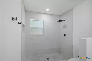 1110 Buena Vista Ave, Victoria, TX 77901 - Photo 19