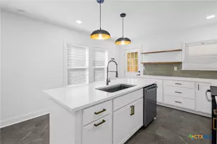 1110 Buena Vista Ave, Victoria, TX 77901 - Photo 13