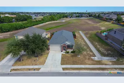 851 Highland Vista, New Braunfels, TX 78130 - Photo 3