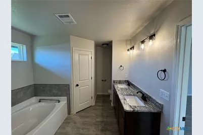 2546 Cowgirl Trail, Belton, TX 76513 - Photo 11