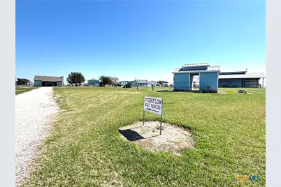 423 Calumet, Palacios, TX 77465 - Photo 23