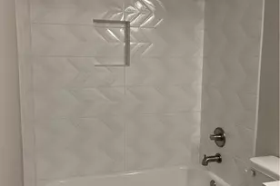 423 Calumet, Palacios, TX 77465 - Photo 9