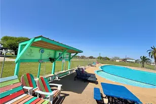 423 Calumet, Palacios, TX 77465 - Photo 29