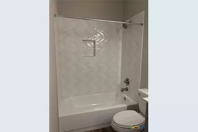 423 Calumet, Palacios, TX 77465 - Photo 9