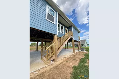 423 Calumet, Palacios, TX 77465 - Photo 19