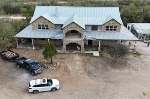 1423 Settlers Way, Seguin, TX 78155 - Photo 3