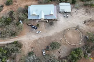 1423 Settlers Way, Seguin, TX 78155 - Photo 5