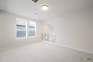 10054 Mitra Way, San Antonio, TX 78224 - Photo 21