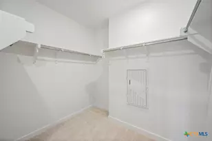 10054 Mitra Way, San Antonio, TX 78224 - Photo 17