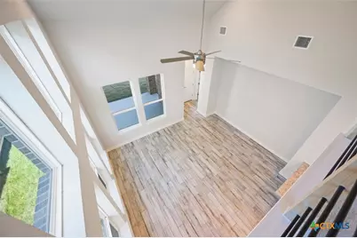 10054 Mitra Way, San Antonio, TX 78224 - Photo 11