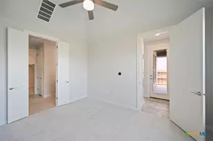 10054 Mitra Way, San Antonio, TX 78224 - Photo 13