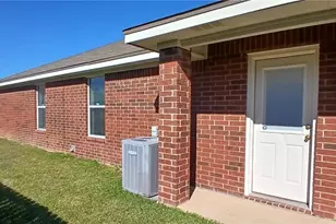 1505 Golden Eagle Ct, Killeen, TX 76549 - Photo 3