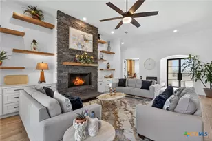 202 Mystic Shores Blvd, Spring Branch, TX 78070 - Photo 5