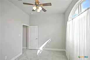 2016 Glen Hollow, Seguin, TX 78155 - Photo 7