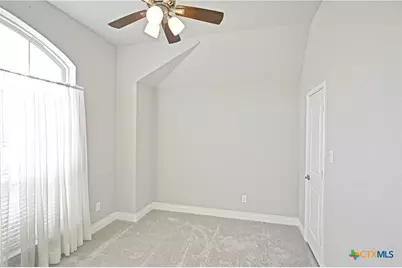 2016 Glen Hollow, Seguin, TX 78155 - Photo 5