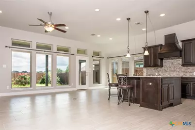 2016 Glen Hollow, Seguin, TX 78155 - Photo 5