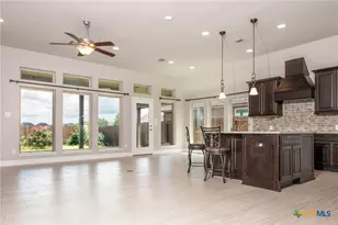 2016 Glen Hollow, Seguin, TX 78155 - Photo 5