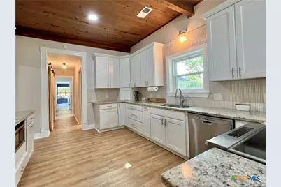 109 Pasadena Drive, Victoria, TX 77904 - Photo 13