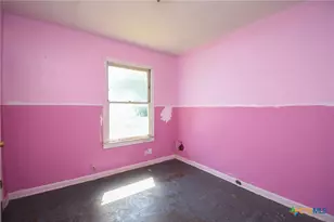 3605 E Rio Grande St, Victoria, TX 77901 - Photo 9