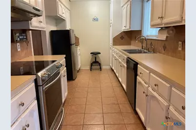 109 Nantucket Avenue, Victoria, TX 77904 - Photo 7