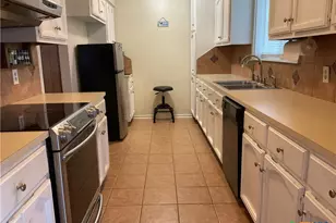 109 Nantucket Ave, Victoria, TX 77904 - Photo 7