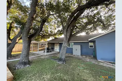 109 Nantucket Avenue, Victoria, TX 77904 - Photo 25