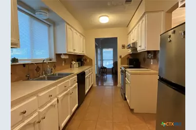 109 Nantucket Avenue, Victoria, TX 77904 - Photo 5