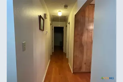 109 Nantucket Avenue, Victoria, TX 77904 - Photo 11