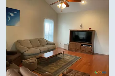 109 Nantucket Avenue, Victoria, TX 77904 - Photo 9