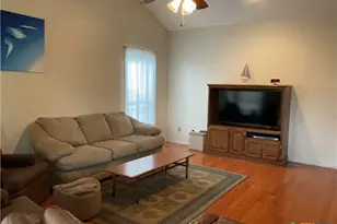 109 Nantucket Ave, Victoria, TX 77904 - Photo 9