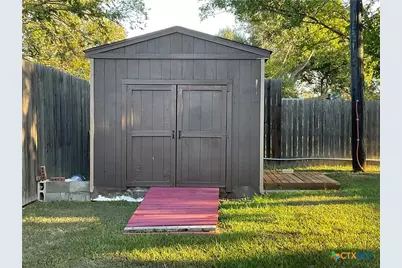 109 Nantucket Avenue, Victoria, TX 77904 - Photo 27