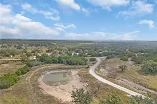 6757 County Rd 3010, Lampasas, TX 76550 - Photo 41