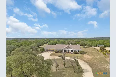 6757 County Road 3010, Lampasas, TX 76550 - Photo 3