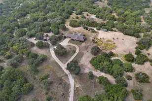6757 County Rd 3010, Lampasas, TX 76550 - Photo 45