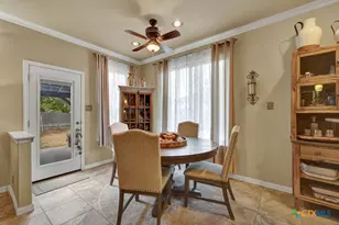 522 Pecos Cir, New Braunfels, TX 78130 - Photo 17