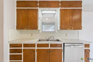 1018 S 11th St, Temple, TX 76504 - Photo 13