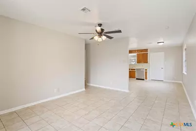 1018 S 11th Street, Temple, TX 76504 - Photo 9