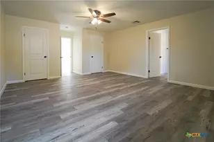 202 Beechwood, Victoria, TX 77901 - Photo 13