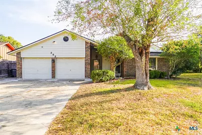 202 Beechwood, Victoria, TX 77901 - Photo 1